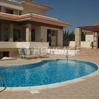 Дом на Кипре, Фамагуста, 900 кв.м.