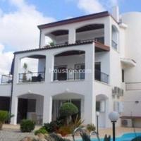 Villa in Republic of Cyprus, Eparchia Pafou, Nicosia, 280 sq.m.