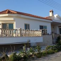Villa in Republic of Cyprus, Eparchia Pafou, 300 sq.m.
