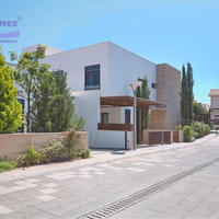 Villa in Republic of Cyprus, Lemesou, Nicosia, 380 sq.m.