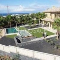 Villa in Spain, Canary Islands, Santa Cruz de Tenerife, 700 sq.m.