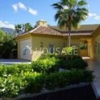 Villa in Spain, Canary Islands, Santa Cruz de Tenerife, 700 sq.m.