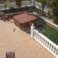 Villa in Spain, Canary Islands, Santa Cruz de Tenerife, 868 sq.m.