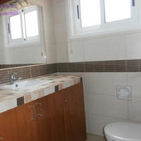 Villa in Republic of Cyprus, Eparchia Pafou, Nicosia, 420 sq.m.