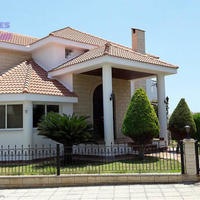 Вилла на Кипре, Лимасол, Никосия, 450 кв.м.