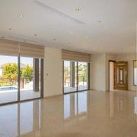 Villa in Republic of Cyprus, Lemesou, Nicosia, 608 sq.m.