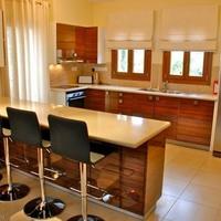 Вилла на Кипре, Пафос, Никосия, 340 кв.м.