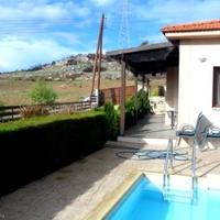 Bungalow in Republic of Cyprus, Lemesou, Nicosia, 150 sq.m.