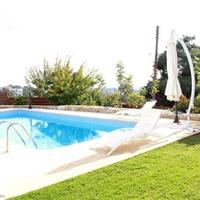 Bungalow in Republic of Cyprus, Lemesou, Nicosia, 137 sq.m.