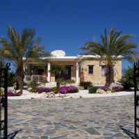 Apartment in Republic of Cyprus, Eparchia Pafou, Nicosia, 200 sq.m.