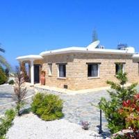 Apartment in Republic of Cyprus, Eparchia Pafou, Nicosia, 200 sq.m.