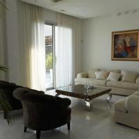 Вилла на Кипре, Лимасол, Никосия, 495 кв.м.