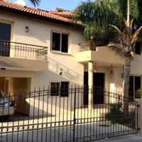 Вилла на Кипре, Лимасол, Никосия, 400 кв.м.