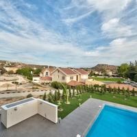 Вилла на Кипре, Лимасол, Никосия, 261 кв.м.