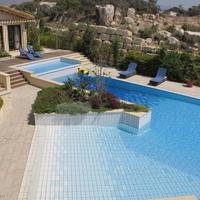 Villa in Republic of Cyprus, Lemesou, Nicosia, 680 sq.m.