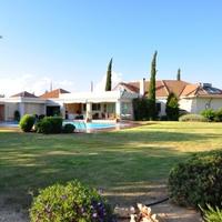 Вилла на Кипре, Лимасол, Никосия, 444 кв.м.