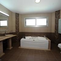 Villa in Republic of Cyprus, Lemesou, Nicosia, 748 sq.m.