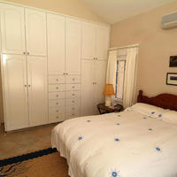 Вилла на Кипре, Лимасол, Никосия, 400 кв.м.