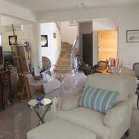 Villa in Republic of Cyprus, Lemesou, Nicosia, 450 sq.m.