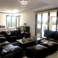 Villa in Republic of Cyprus, Lemesou, Nicosia, 325 sq.m.