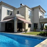 Вилла на Кипре, Лимасол, Никосия, 260 кв.м.