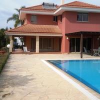 Вилла на Кипре, Лимасол, Никосия, 342 кв.м.