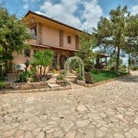 Villa in Republic of Cyprus, Lemesou, Nicosia, 500 sq.m.