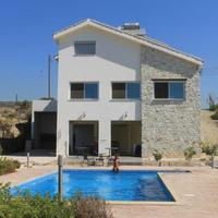 Villa in Republic of Cyprus, Lemesou, Nicosia, 380 sq.m.