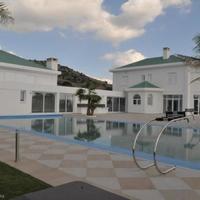 Таунхаус на Кипре, Лимасол, Никосия, 1300 кв.м.