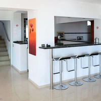 Villa in Republic of Cyprus, Eparchia Pafou, Nicosia, 395 sq.m.