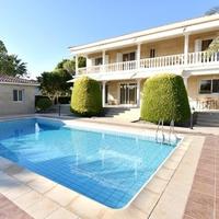 Villa in Republic of Cyprus, Eparchia Pafou, Nicosia, 602 sq.m.