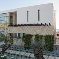 Villa in Republic of Cyprus, Eparchia Pafou, Nicosia, 339 sq.m.