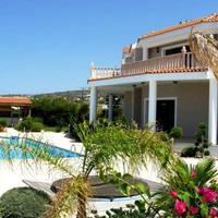 Villa in Republic of Cyprus, Eparchia Pafou, Nicosia, 400 sq.m.