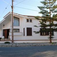 Вилла на Кипре, Ларнака, Никосия, 350 кв.м.