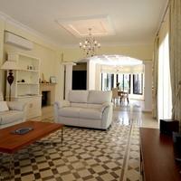 Villa in Republic of Cyprus, Eparchia Pafou, Nicosia, 300 sq.m.