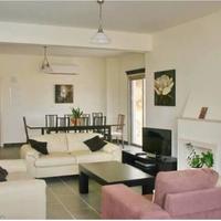 Villa in Republic of Cyprus, Eparchia Pafou, Nicosia, 200 sq.m.