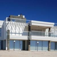 Villa in Republic of Cyprus, Ammochostou, 400 sq.m.
