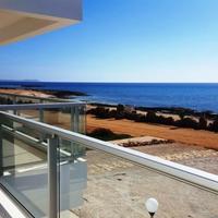 Villa in Republic of Cyprus, Ammochostou, 400 sq.m.