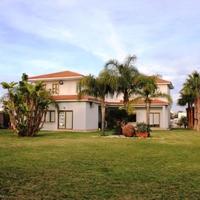 Вилла на Кипре, Ларнака, Никосия, 500 кв.м.