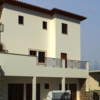 Villa in Republic of Cyprus, Eparchia Pafou, Nicosia, 370 sq.m.