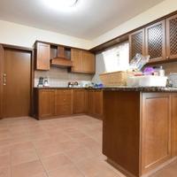 Вилла на Кипре, Лимасол, Никосия, 450 кв.м.