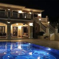 Villa in Republic of Cyprus, Eparchia Pafou, Nicosia, 600 sq.m.