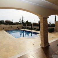 Villa in Republic of Cyprus, Eparchia Pafou, Nicosia, 600 sq.m.