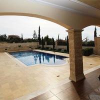 Villa in Republic of Cyprus, Eparchia Pafou, Nicosia, 600 sq.m.