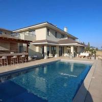 Вилла на Кипре, Лимасол, Никосия, 520 кв.м.