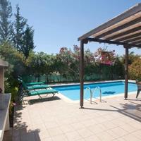 Другое на Кипре, Ларнака, Никосия, 185 кв.м.