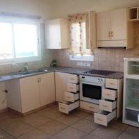 Townhouse in Republic of Cyprus, Eparchia Pafou, Nicosia, 90 sq.m.