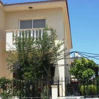 Townhouse in Republic of Cyprus, Eparchia Pafou, Nicosia, 90 sq.m.
