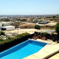 Villa in Republic of Cyprus, Lemesou, Nicosia, 410 sq.m.