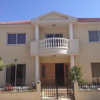 Townhouse in Republic of Cyprus, Lemesou, Nicosia, 250 sq.m.
